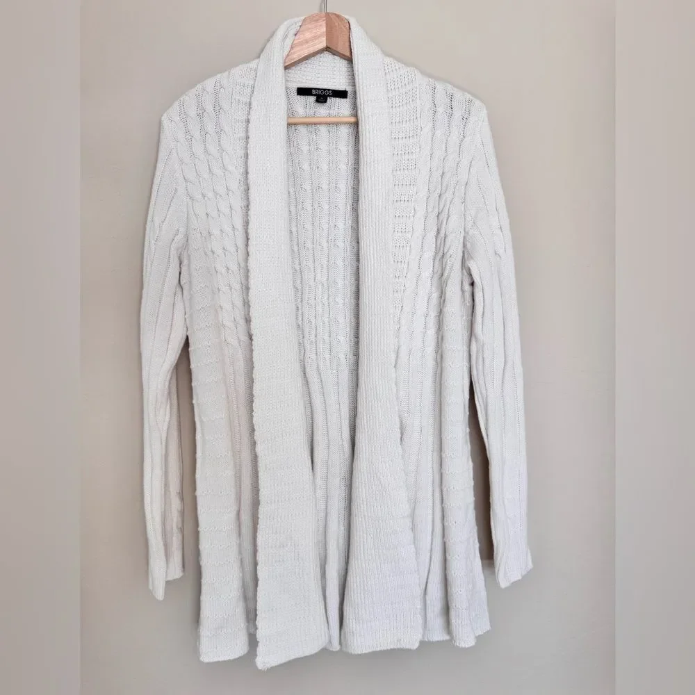BRIGGS Women's White Cable Knit Sweater Size Medium